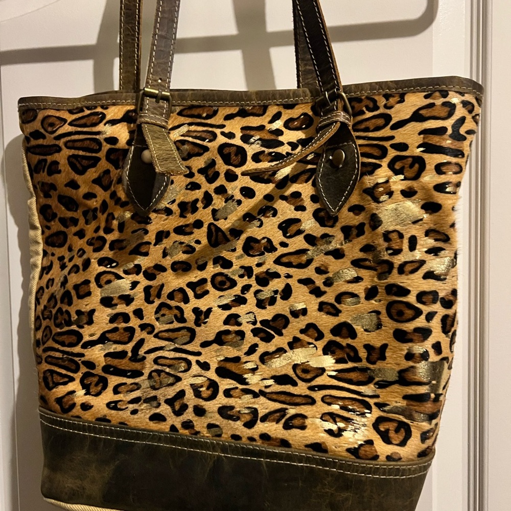 Myra Bag - Picture 2 of 2